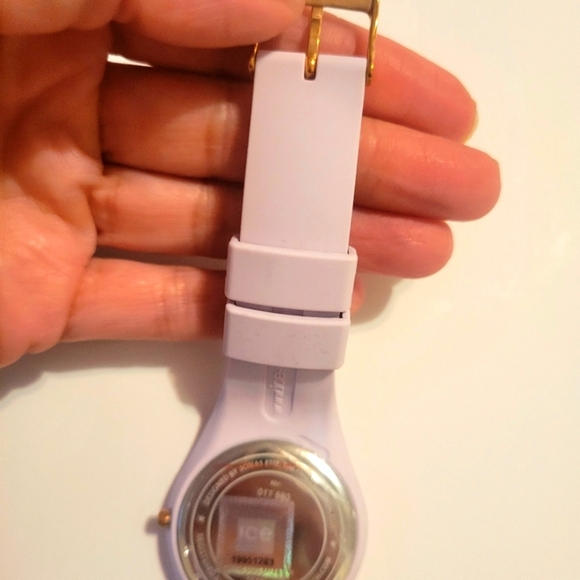 Ice‎ Silicone Lavender Watch With Floral Design NWOT main image 7